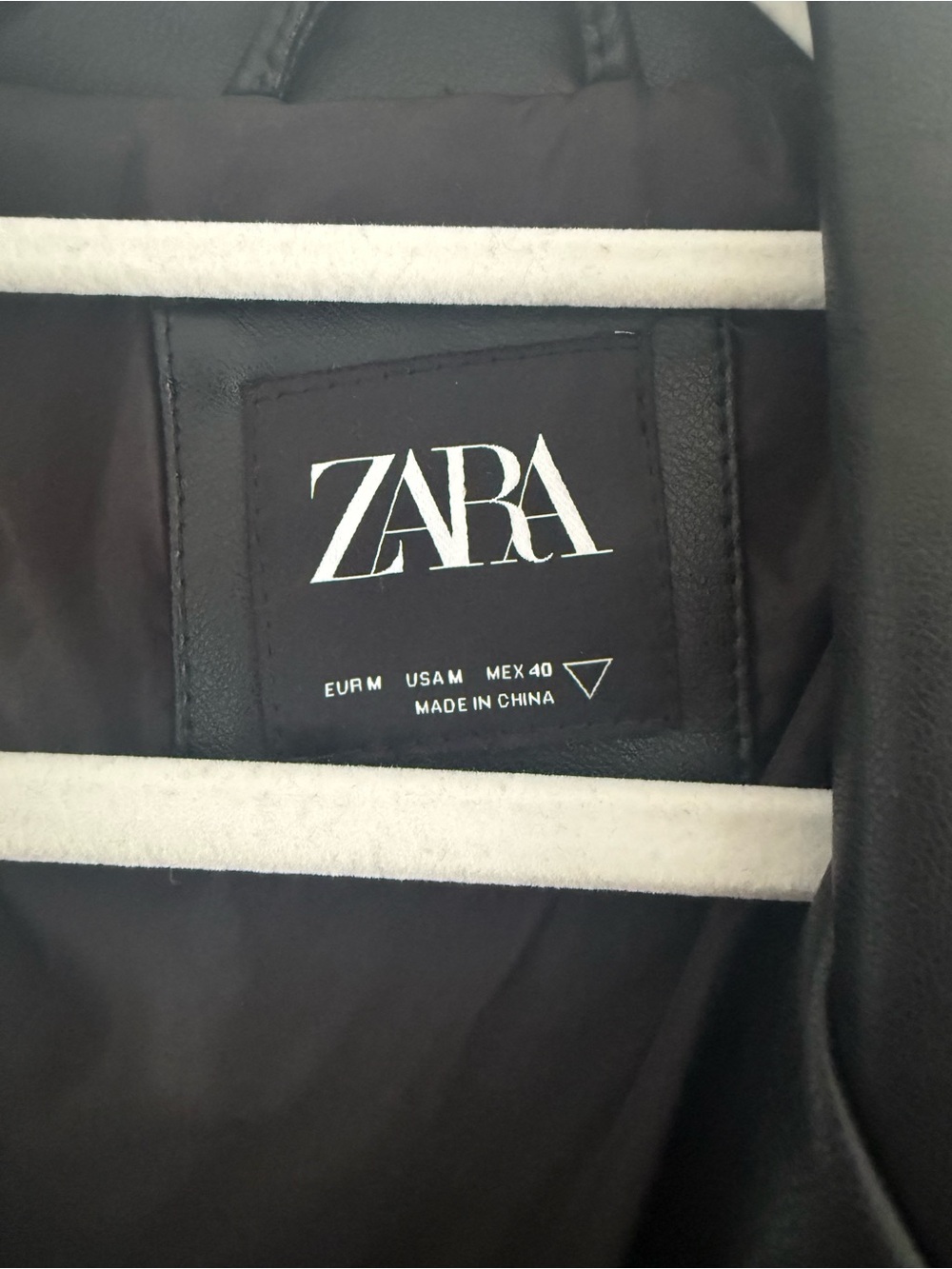 ZARA Men’s Black Faux Leather Moto Jacket Size M Fits Women’s Oversized Small - Picture 6 of 7